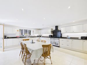 Photo 14- click for photo gallery